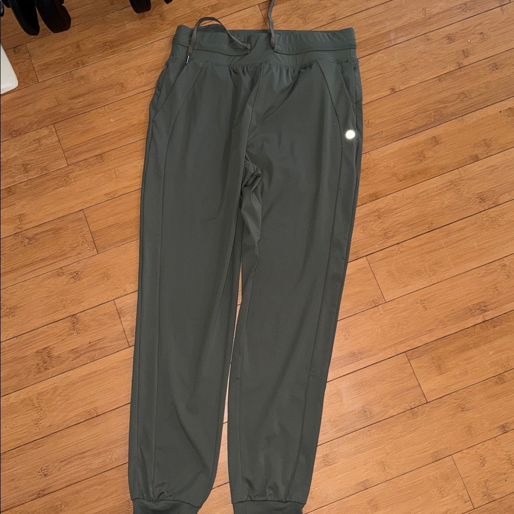 Women's Olive Joggers - Picture 4 of 5
